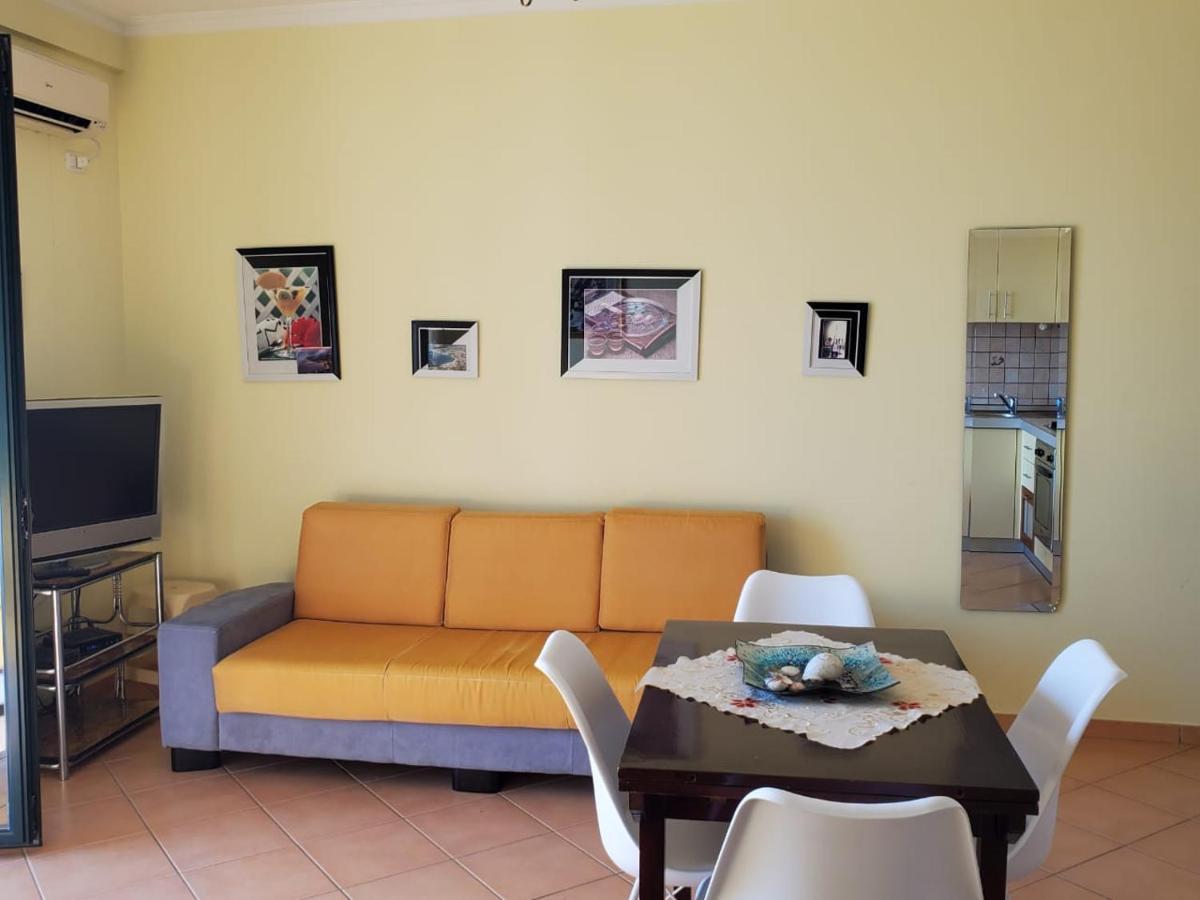 Lungomare 2d Apartamento Vlorë
